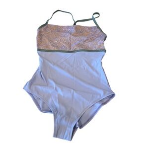 Della Lo Classy Gaia Ballet Leotard Lavender Lace Camisole Dancewear Women L NWT
